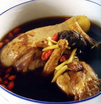 thịt gà bổ dưỡng tốt cho người gầy